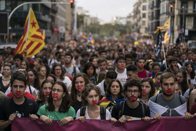 Organizadores afirman que el paro es más que una huelga general porque se pretende paralizar Cataluña.