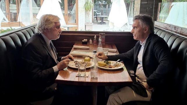 Conte Grand (procurador bonaerense) y el ex presidente Macri.
