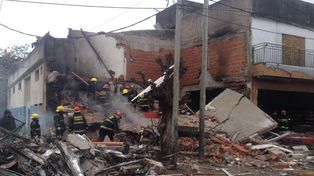 Dos muertos por la explosión de un depósito de matafuegos