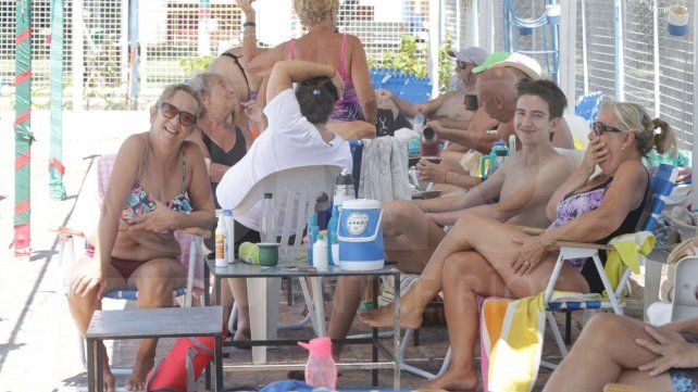 Verano en las piletas del club de Pescadores de Paraná