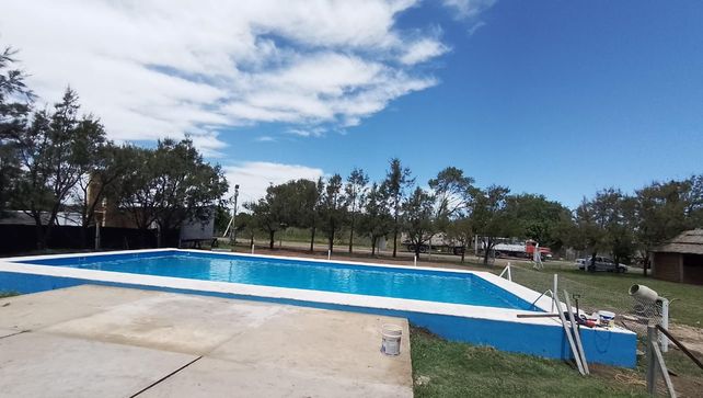 Un sueño cumplido, la comunidad de La Chispa ya disfruta de su primera pileta pública de cemento