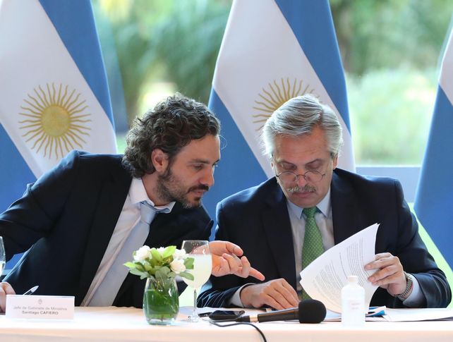 Santiago Cafiero y Alberto Fernández, Jefe de Gabinete y Presidente de la Nación. 