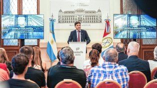 Pullaro lanzó el Mundial Juvenil de Aguas Abiertas 2026