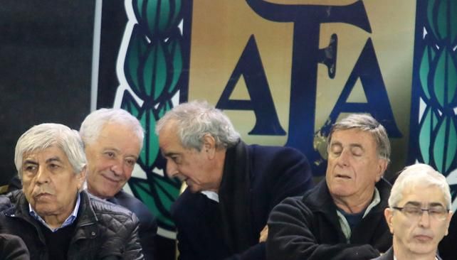 La FIFA envió el nuevo estatuto y peligra el acuerdo en AFA
