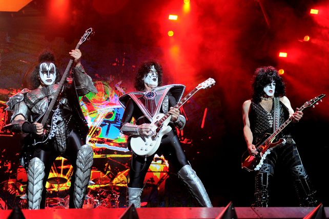 El grupo deja tras de sí medio siglo de himnos rockeros y sorprendentes golpes de efecto.
