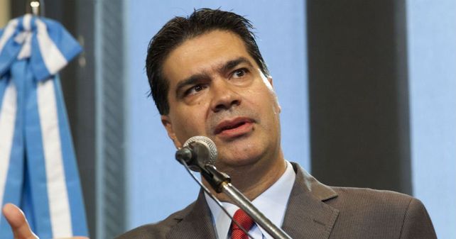 Capitanich vinculó el dólar blue al narcotráfico y a grupos que extorsionan al Gobierno