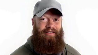 Una persona asesinada declaró con un video de IA y la Justicia anuló la condena