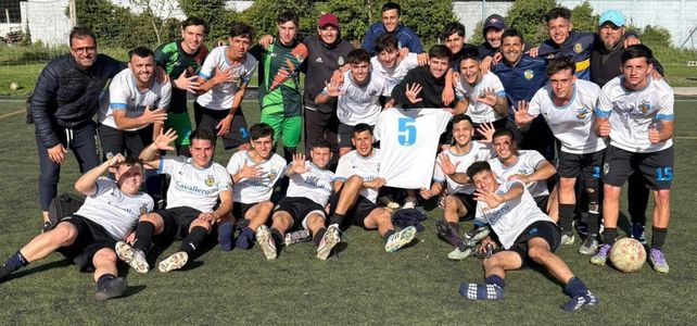 Líder en la Primera C. Bancario vapuleó a San José 5 a 0 y se encamina al ascenso a la Primera B.