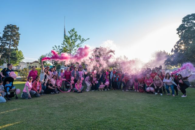 Timbúes realizó actividades por el Octubre rosa y planifica una jornada interdisciplinaria de salud infantil