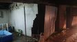 un patrullero se estrello contra una vivienda en villa hipodromo durante una persecucion