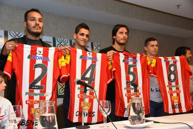 San Martín de Tucumán se nutrió con exjugadores del fútbol santafesino