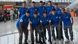Del barrio Sarmiento a Turín. Tiago Celes, Bautista Badaracco, Santino Bovolato, Jeremías Gómez, Ignacio Barrientos, Adriano Godoy, Facundo Malcorra, Thiago Arce, Angelo Rubulotta y Benicio Luques a prueba en Juventus de Italia.