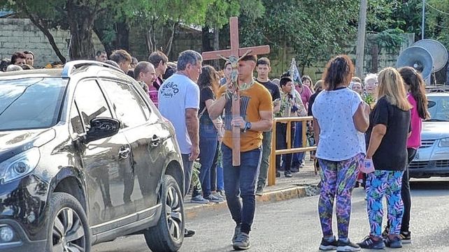 Bajada Grande. En el monumento a Gregoria Pérez se realizará el Viernes Santo el Vía Crucis.