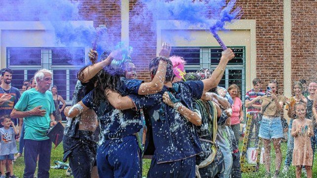 Los flamantes profesionales de UNER concluyeron con éxito su etapa de educación