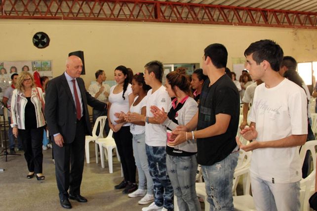 Santa Fe amplió su oferta educativa con 48 nuevos espacios
