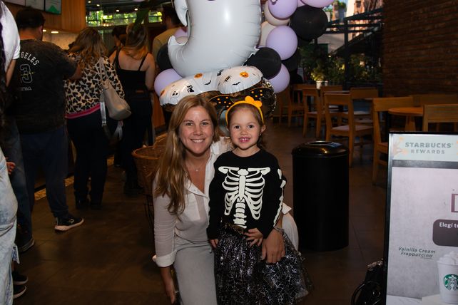 Guillermina Gasparini y Catalina Caprile
