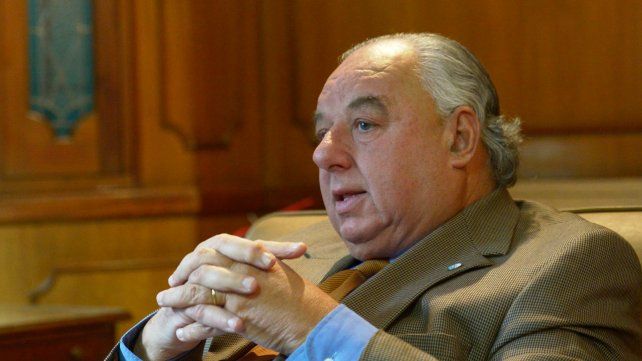 Internaron a Rafael Gutiérrez por una afección respiratoria