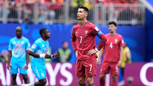 Cristiano Ronaldo sufre el empate ante la República de Congo. Su actuación genera debate en Portugal.