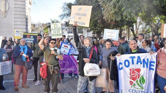 Movilización contra el veto presidencial a la Ley de Emergencia en Discapacidad en la ciudad