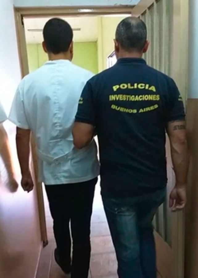 acusado. El urólogo fue detenido en la Clínica de la Ribera