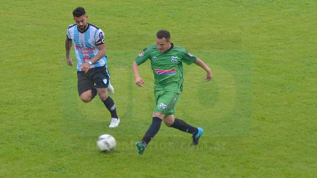 El Mondonguero fue goleado y perdió la cima del Federal B