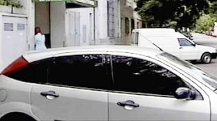 Una mujer sufrió heridas al estallarle una bomba casera
