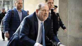 Internaron a Harvey Weinstein tras la anulación de una de las condenas