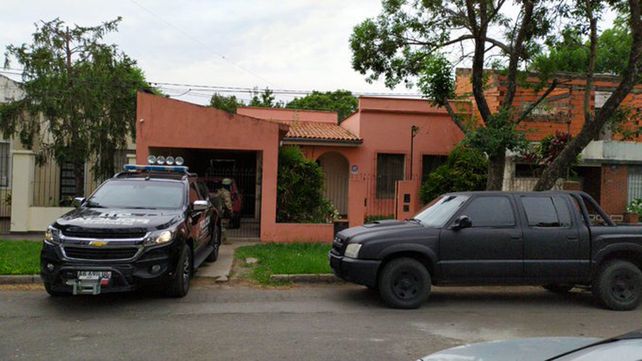 La Tropa de Operaciones Especiales (TOE) allanó la casa de los padres del abogado&nbsp;Claudio Tavella.&nbsp;