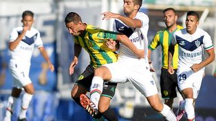 Vélez y Aldosivi definen el rival de Huracán en la Copa Argentina