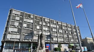 Docentes cobran complemento con aumento de 3,5%