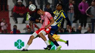 Campaz tampoco pesó en Córdoba y salió al final.