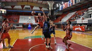 Unión y Oberá TC definen el Súper 4 en el Ángel Malvicino