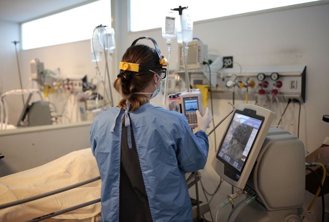 El trabajo en los hospitales es intenso.