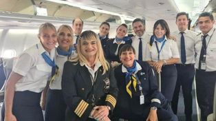 Aerolíneas tiene la primera piloto trans de la historia de la aviación argentina