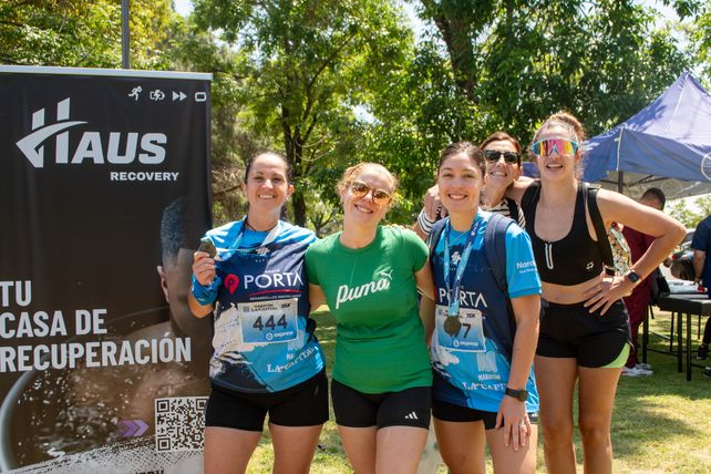 Griselda Torrano, Paula Pucciarelli, Miguelina Tronco, María Eugenia Bellino y Valeria Ocampo