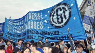 La CGT manifestó que la suma fija es útil sólo para aquellos sectores que no puedan tener negociaciones paritarias.&nbsp;