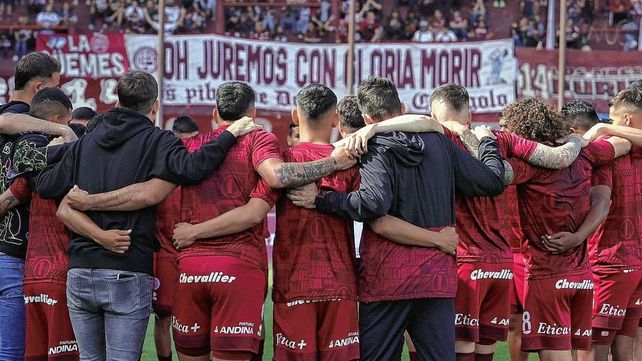 Lanús tendría tres cambios para visitar el domingo a Talleres de Córdoba.