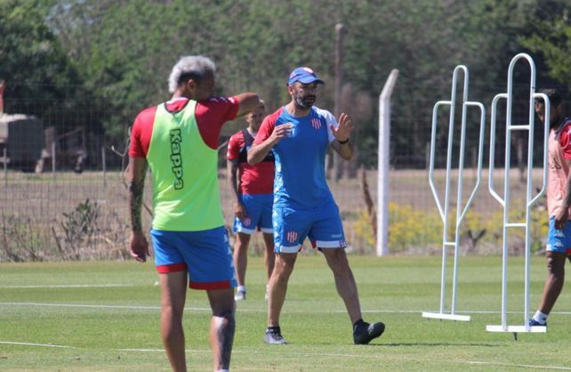 ¿Cómo formaría Unión para recibir a Arsenal?