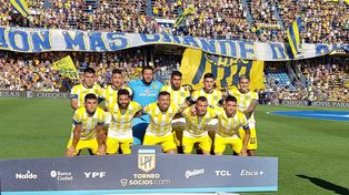Arriba: Facundo Almada, Damián Martínez, Jorge Broun, Emmanuel Ojeda, Francesco Lo Celso y Gastón Ávila.&nbsp;&nbsp; Abajo: Gino Infantino, Lucas Gamba, Emiliano Vecchio, Marco Ruben y Lautaro Blanco.