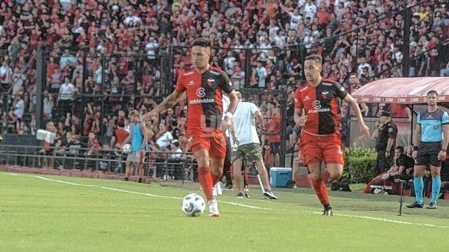 El minuto a minuto del duelo entre Colón y Aldosivi