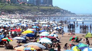 Estiman arribo r&eacute;cord de turistas en febrero en la costa bonaerense