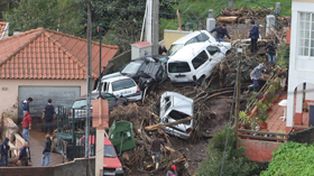 Siguen buscando a cuatro desaparecidos por inundaciones en Portugal