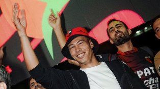 El capitán de Colón estuvo presente en los festejos y le habló a los hinchas