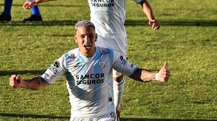 Unión avanza para sumar al delantero Enzo Copetti