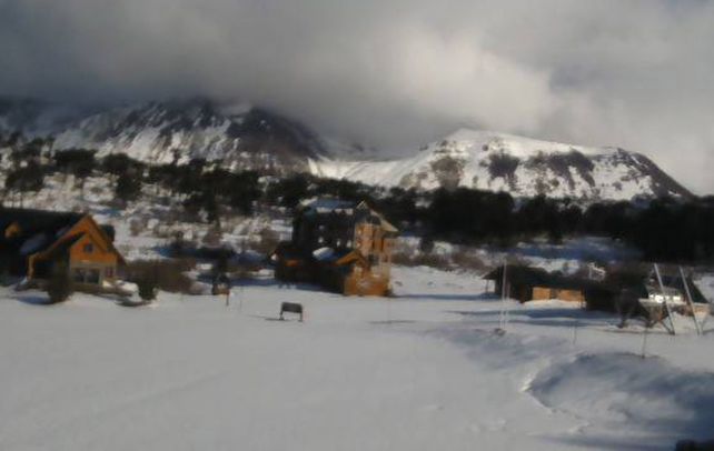 Caviahue. Temen por el inicio de la temporarada ya que partes de las pistas de nieve están sobre laderas del volcán.