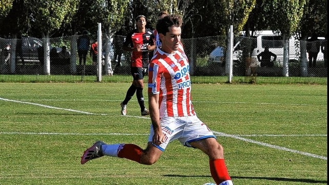 El defensor de Unión Juan Bedouret seguiría su carrera en el fútbol de Luxemburgo.