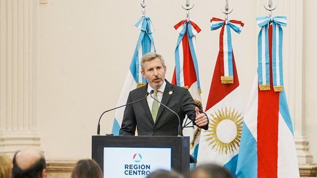 Rogelio Frigerio destacó el “enorme esfuerzo” que está haciendo el Gobierno para sostener el empleo público y los salarios y dijo que la paritaria está abierta