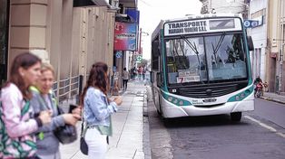 La crisis sin fin del transporte urbano