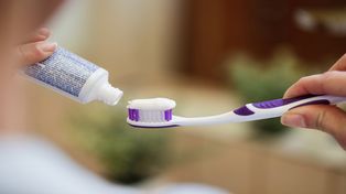 Anmat exigió el retiro inmediato de una pasta dental Colgate del mercado