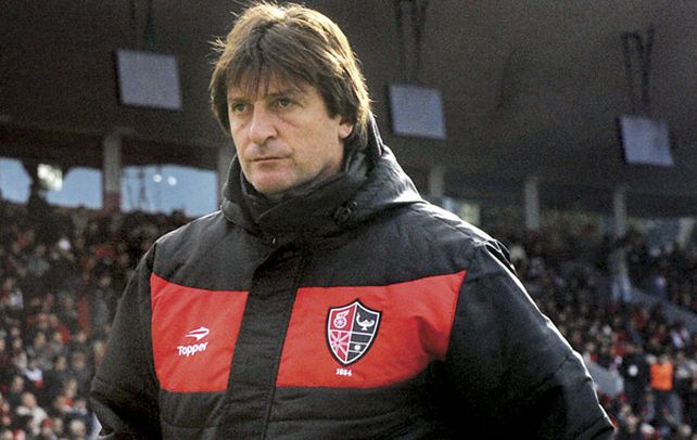 De primera. La confirmación del arribo de Berti la dio el club a través del Twitter.